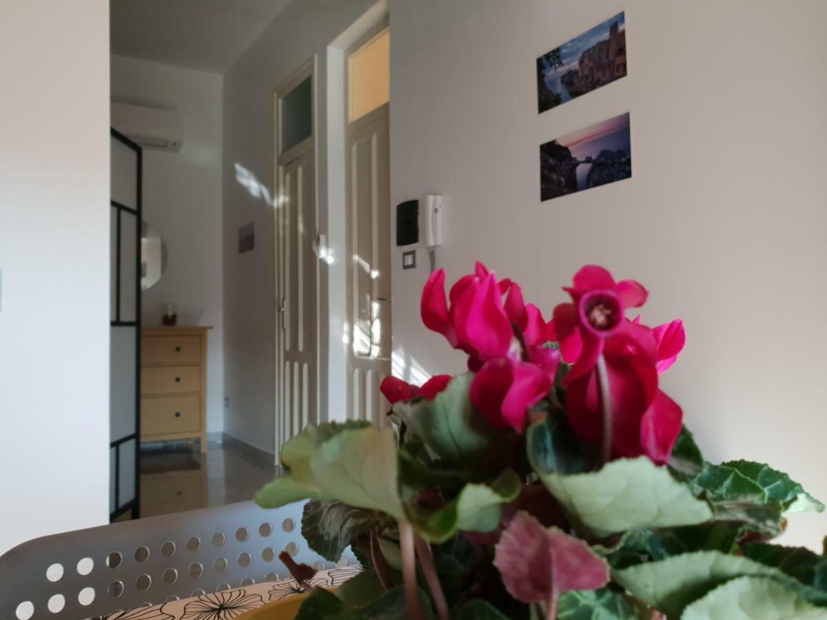 Rifinito Bilocale In Centro, Casa Verdi, 2° Piano Lägenhet Bagheria Exteriör bild
